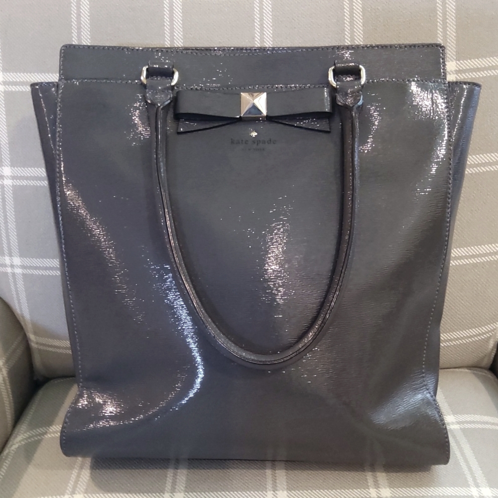 Kate Spade Gray Patent Leather Tote Bag Sleek Design